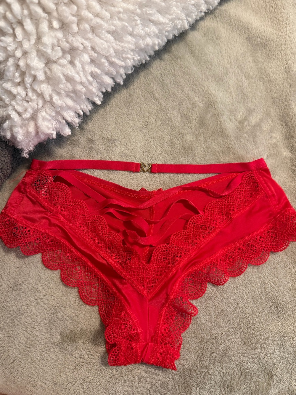 Victoria's Secret Sexy red cheeky Panty - Picture 4 of 5